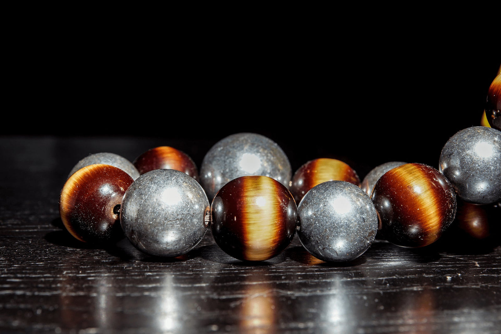 Gemstone Bracelets for Wellness and Everyday Style
